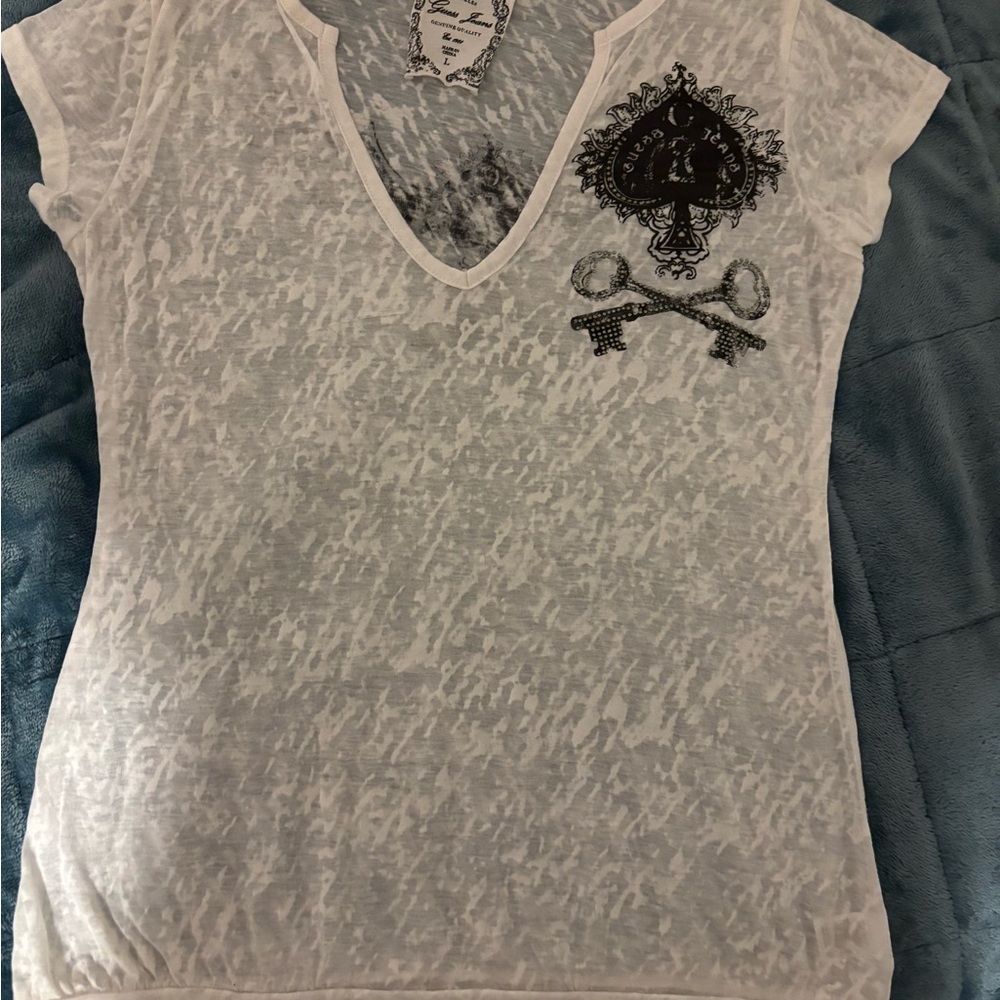 Guess - Picture 1 of 7